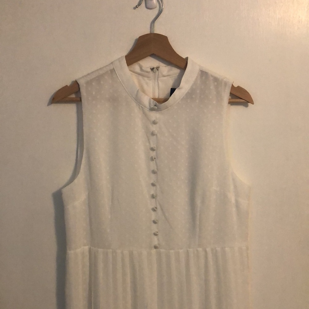 Modcloth White Sleeveless Dress - Picture 2 of 6